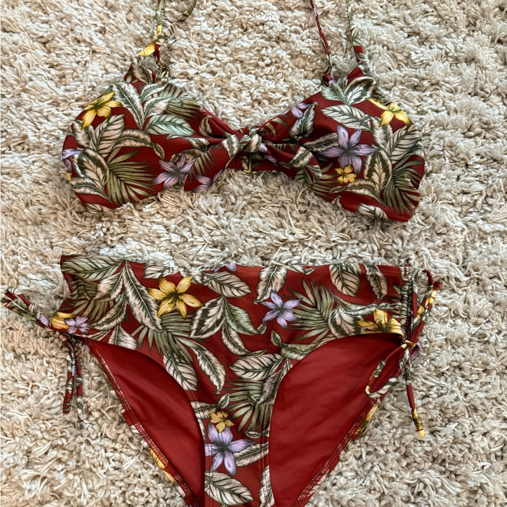 Aeropostale Tropical Floral Bikini Med bottom Lg top
